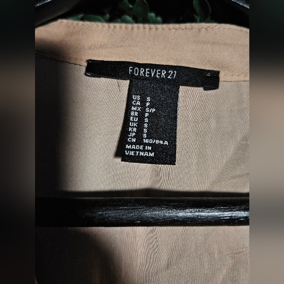 Forever 21 Light Tan Button-Down Shirt - Picture 4 of 4